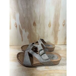 Eurosoft Taupe Suede Cross-Strap Sandals Women’s Size 6